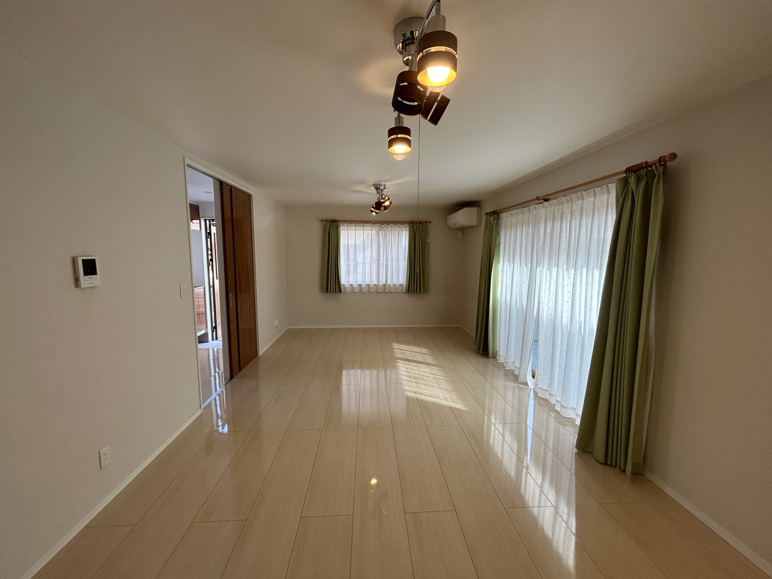 日高市中鹿山貸家