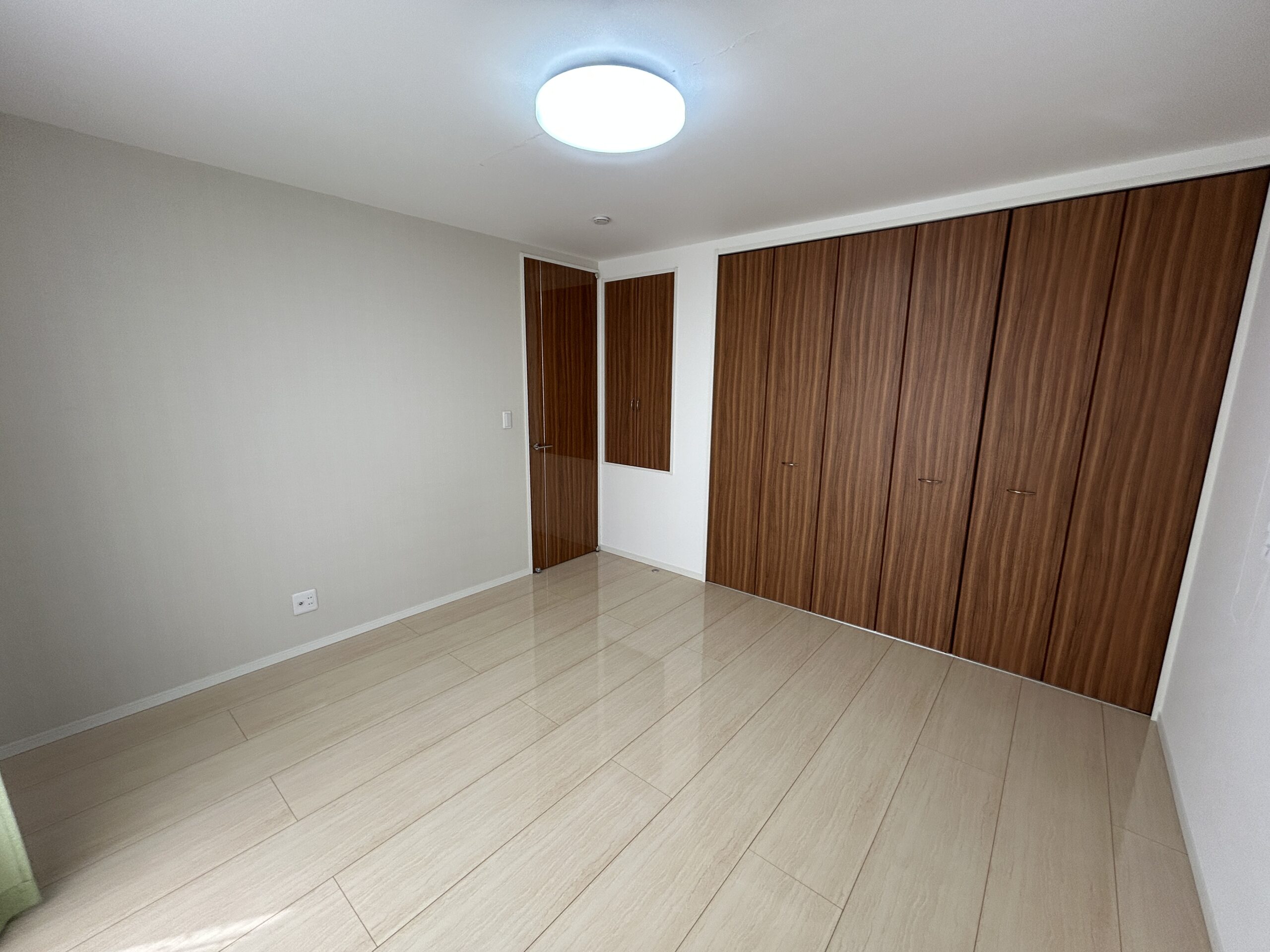 日高市中鹿山貸家